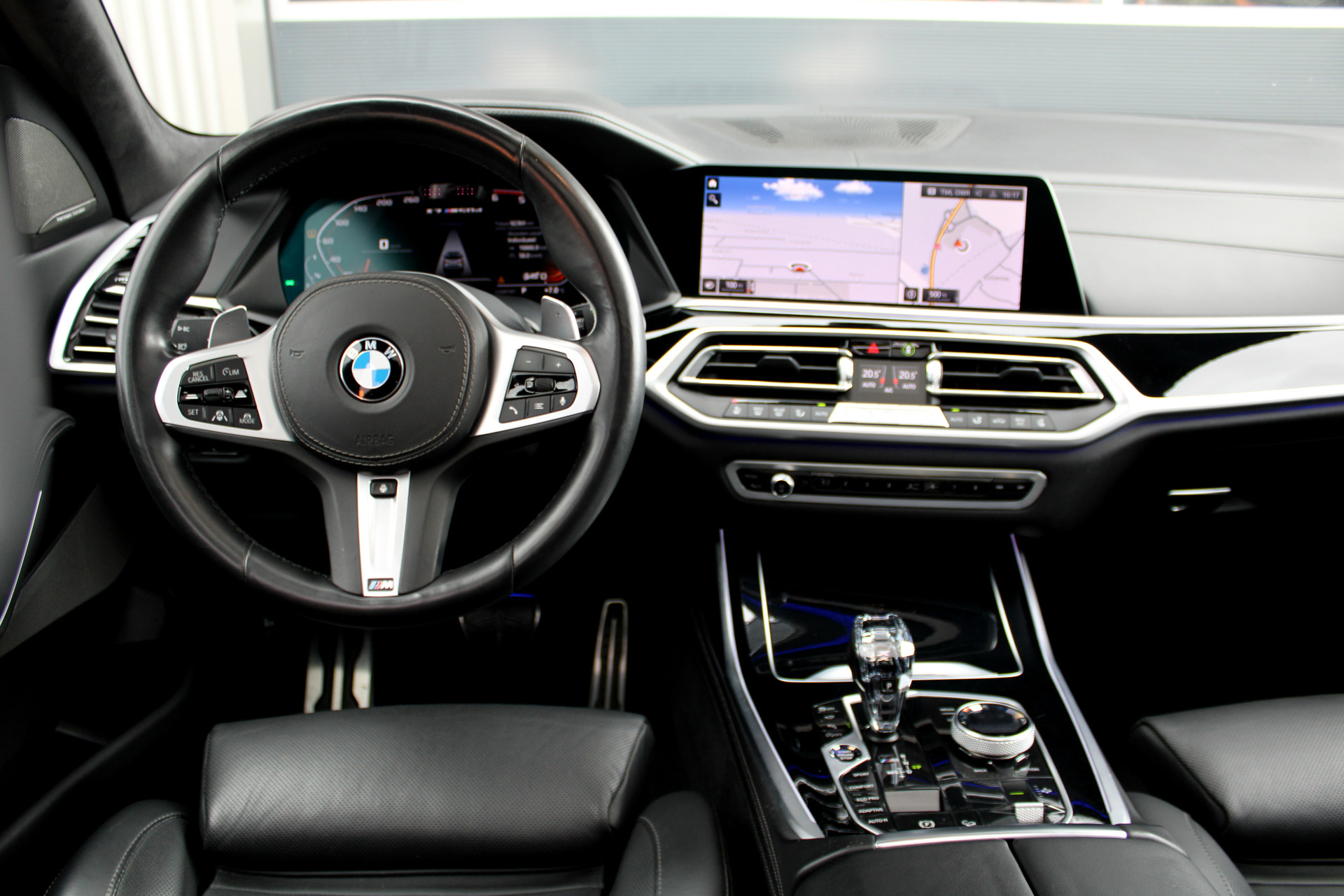 43504566-8.jpg